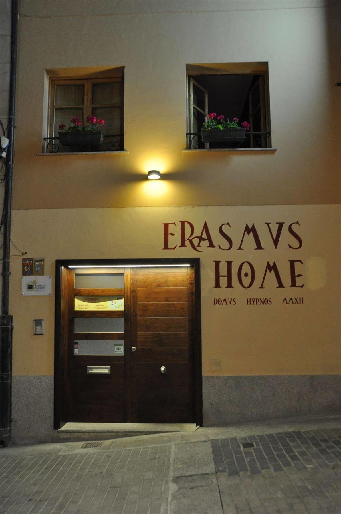 Hostal Erasmus By Gaiarooms Salamanca Exterior foto